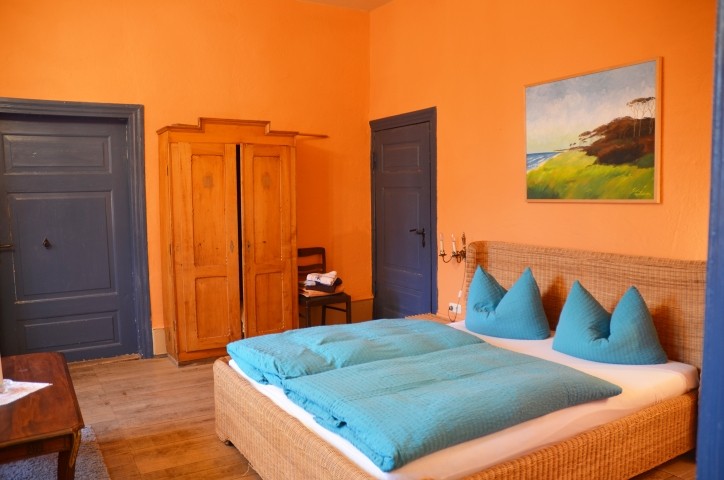 Apartement G links