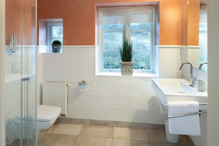 Badezimmer eins im EG