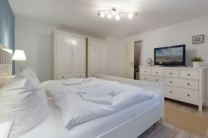 Schlafzimmer eins im Souterrain
