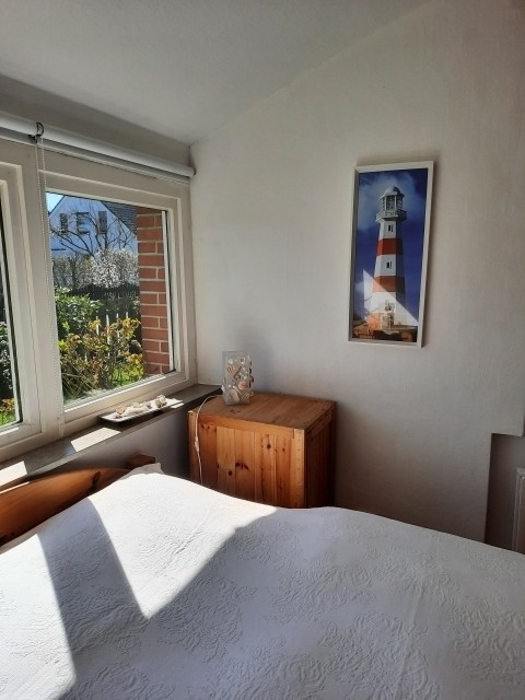 Schlafzimmer 1 