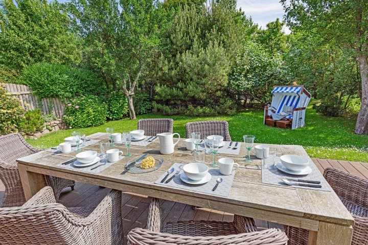 Terrasse und Garten