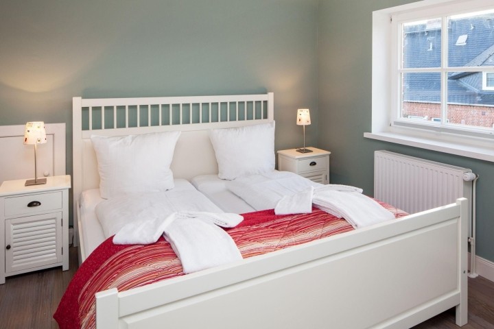 Schlafzimmer eins