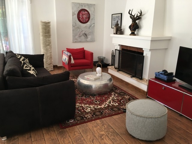 Wohnzimmer 