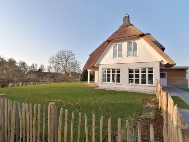 Haus mit Gartenansicht