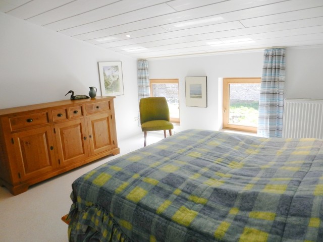 Schlafzimmer 1