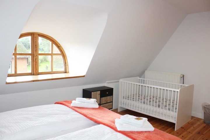 2. Schlafzimmer 