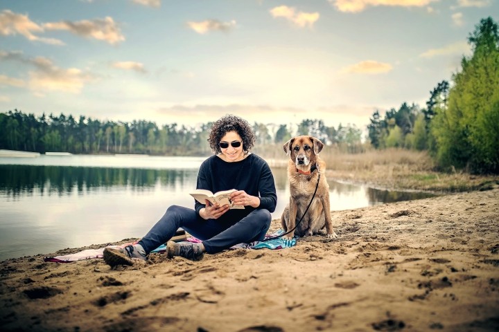 Entspannung am Hundestrand
