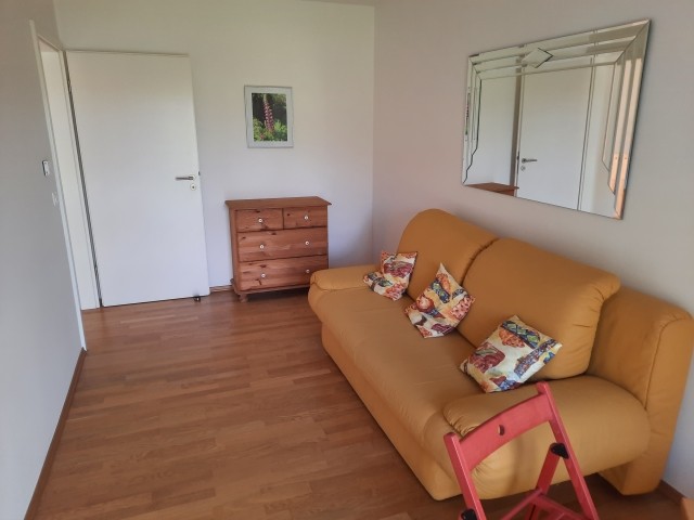 Schlafzimmer 3, Schlafcouch