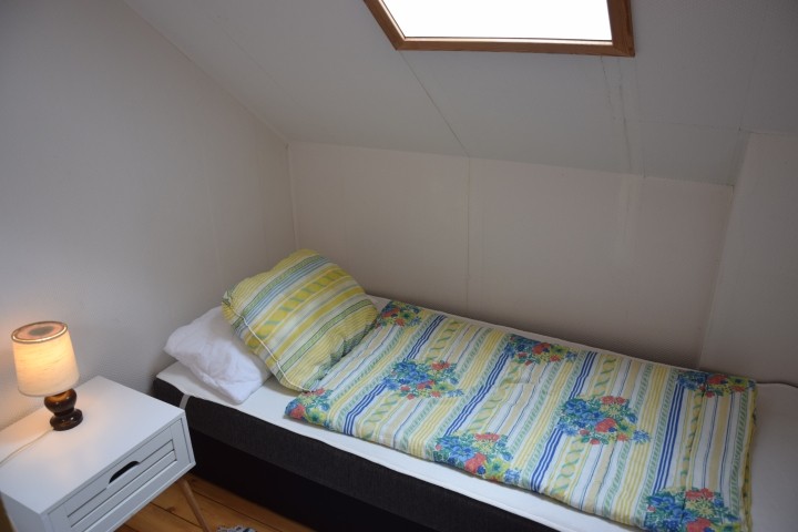 kleines Schlafzimmer oben für 1 Person
