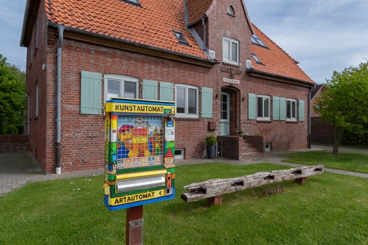 Kunstautomat mit Zollhaus