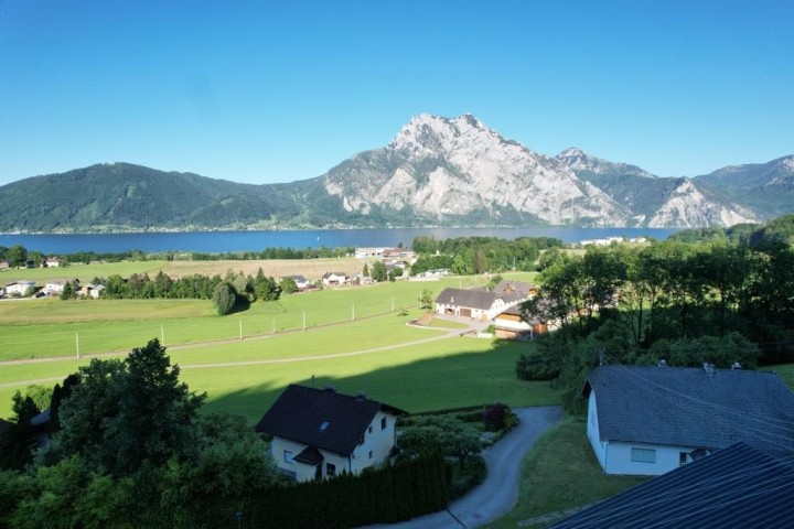 Ausblick Küche und Wohnzimmer 
