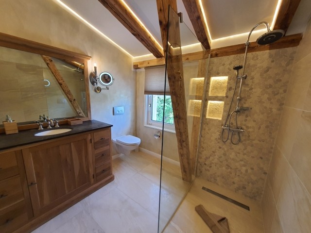 Bad/Dusche