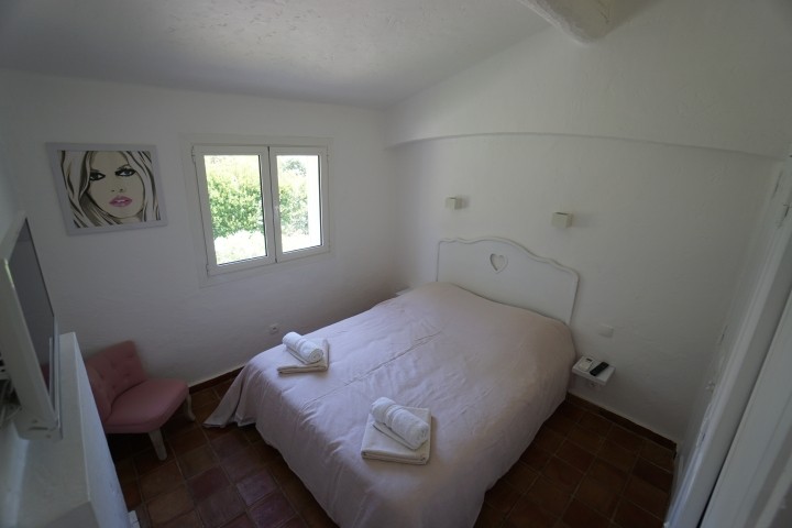 Schlafzimmer 3