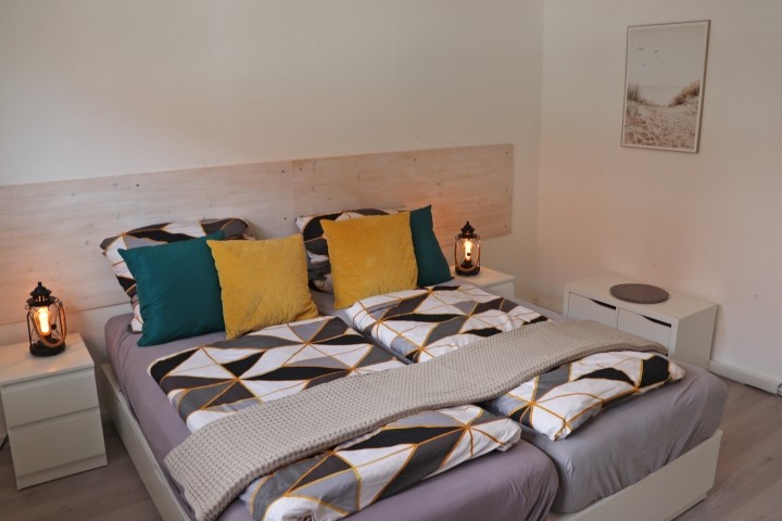 Schlafzimmer 2