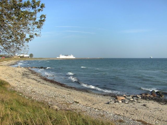 Strand / Fährhafen