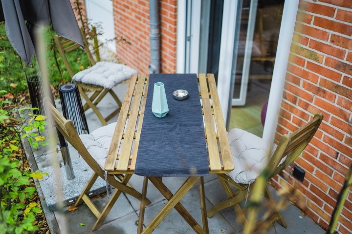kleiner Sitzbereich im Freien