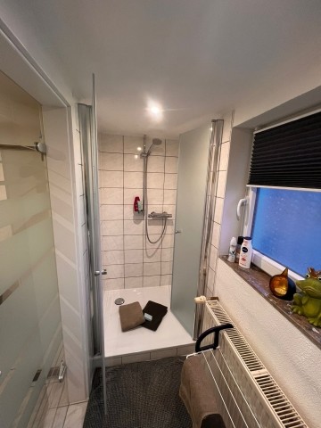 Dusche auf der unteren Etage