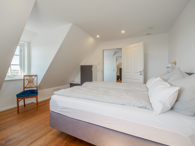 Zwei Schlafzimmer OG mit Bad en Suite