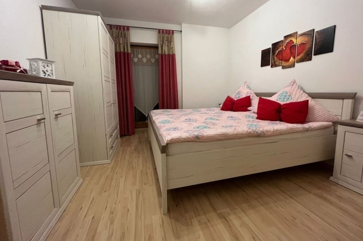 Schlafzimmer 1 mit Balkon