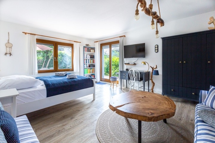 Schlafzimmer im EG mit Terrassenausgang