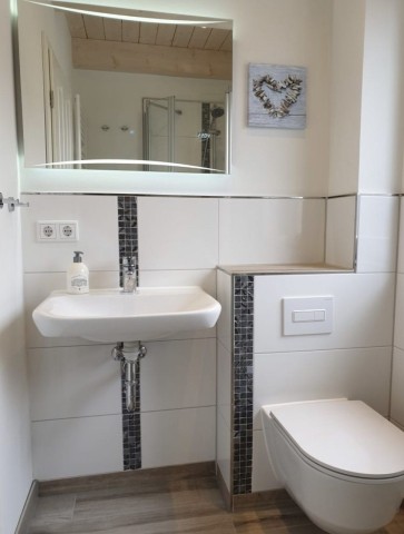 Badezimmer 2
