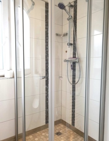 Badezimmer 2