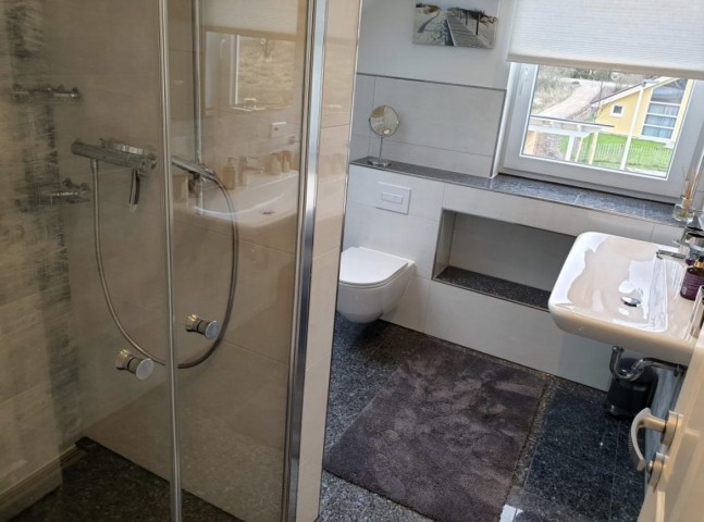 Badezimmer 1