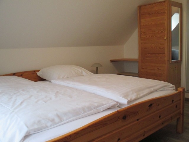 Schlafzimmer 1 mit Doppebett