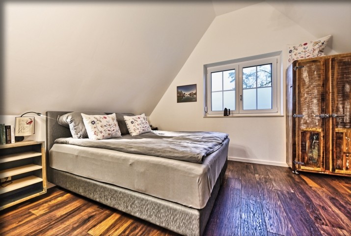 Schlafzimmer 2