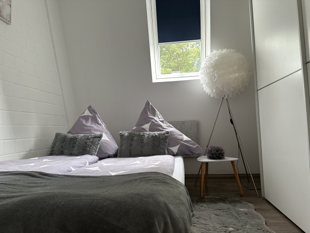 2. ruhiges Schlafzimmer 140x200m