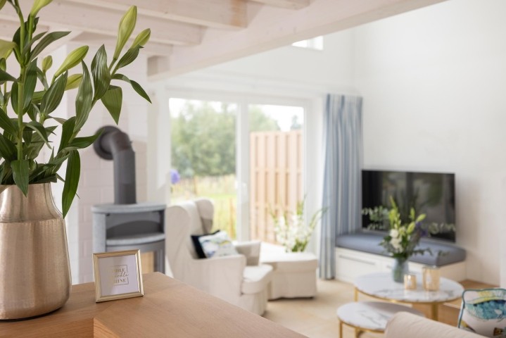 Villa am See - wohnlicher und behaglicher Wohnraum 
