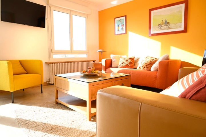 Smart-TV, DVD-Player, Glasfaser-Anschluss