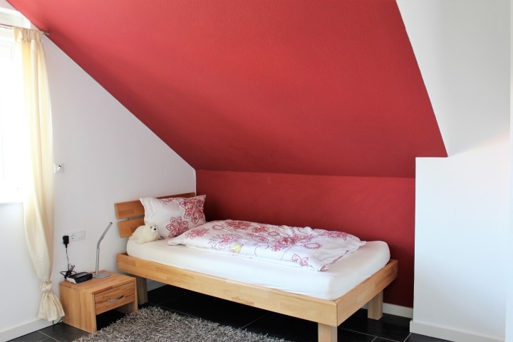 das Einzelzimmer, Bett 2,00 x 1,00