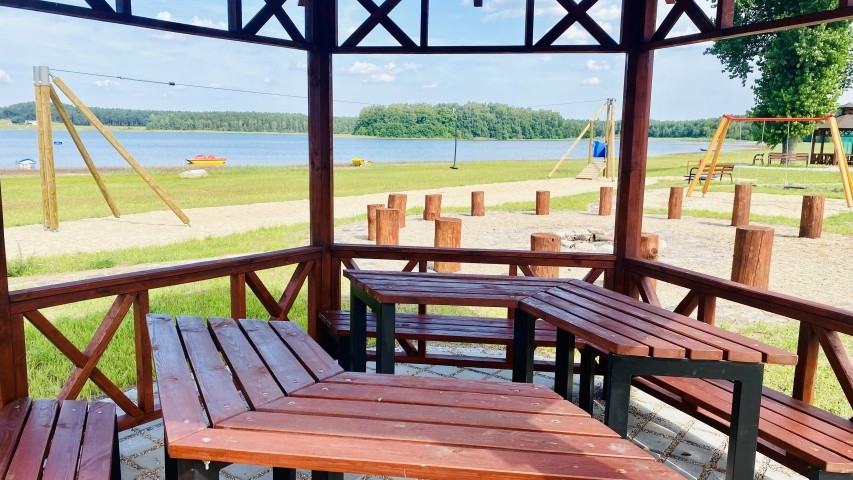 Spielplatz am See