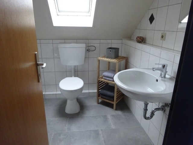 1 OG Gäste WC