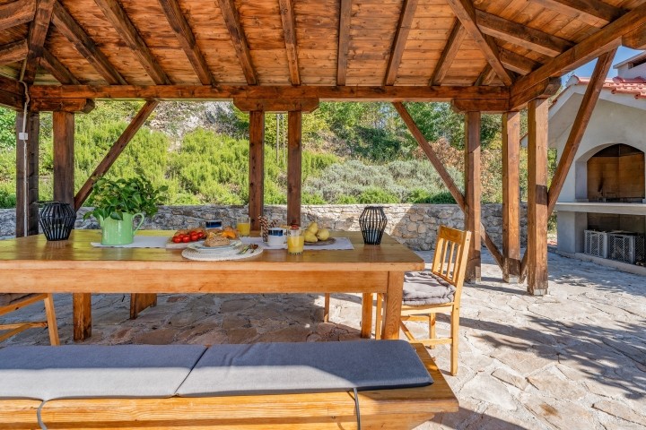 Unique villa is organised in two units and both offered exclusively for you