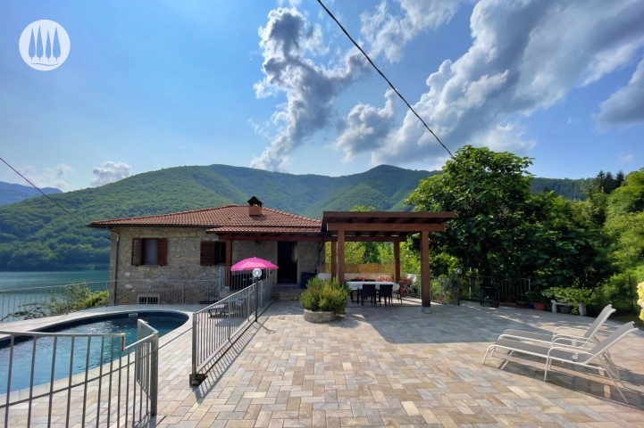 Haus mit Terrasse