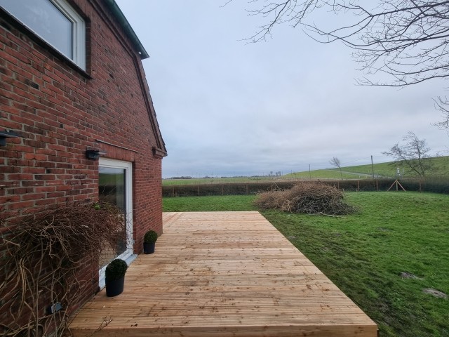 Terrasse zur Westseite