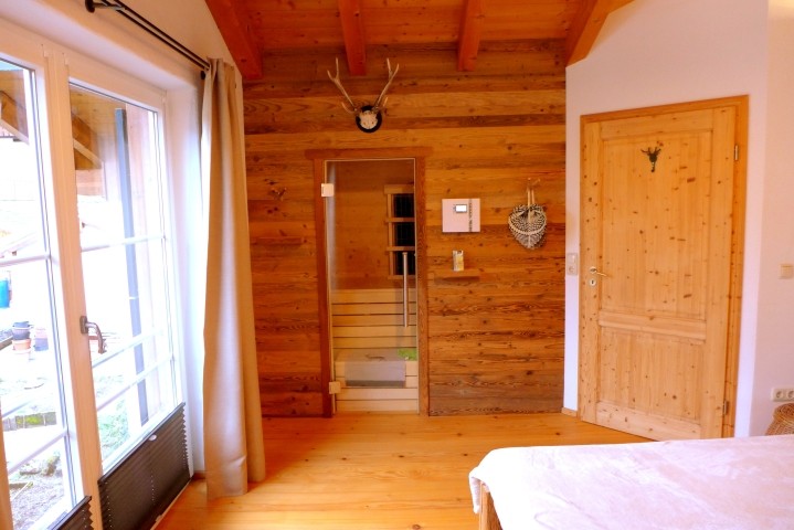 Ruheraum mit Sauna