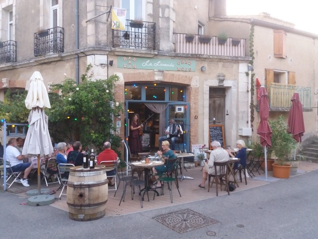 Bar/Restaurant Chez Mojo in Lardiers