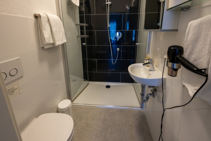 Blaues Zimmer - Duschbad