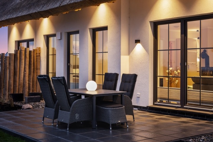 Terrasse am Abend Ferienwohnung Windspiel