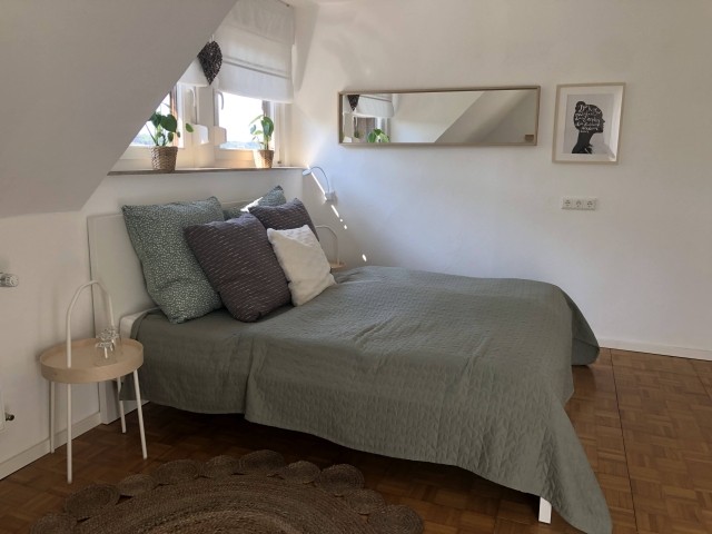 Schlafzimmer 1