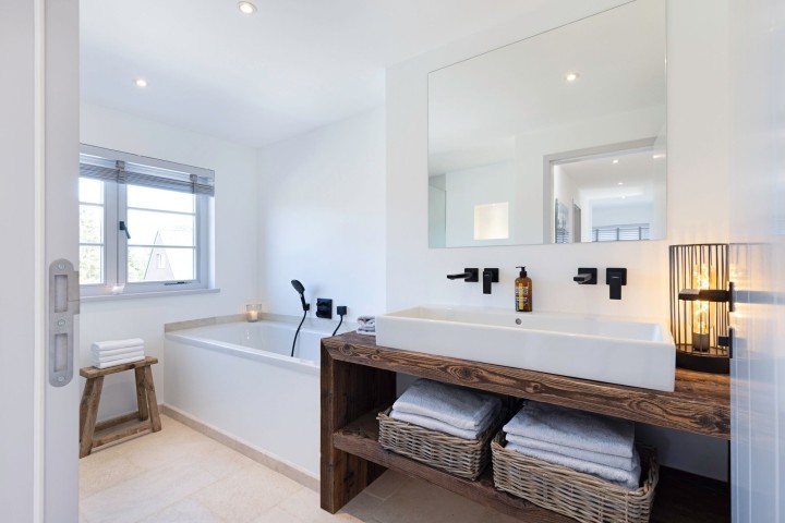 Badezimmer eins im 1 OG