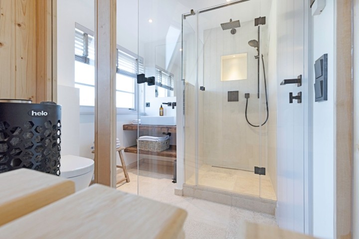 Badezimmer zwei im 1 OG mit Sauna