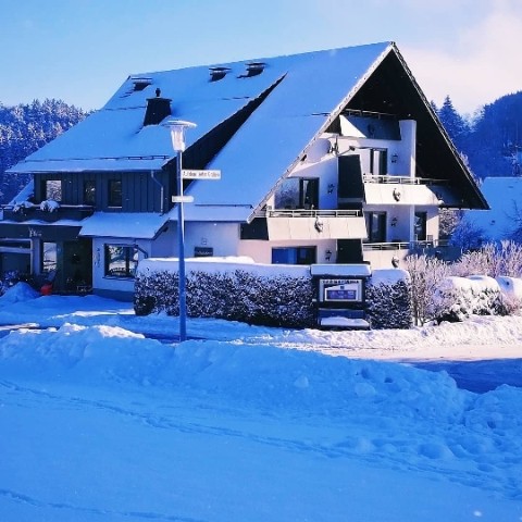 Hausansicht Winter