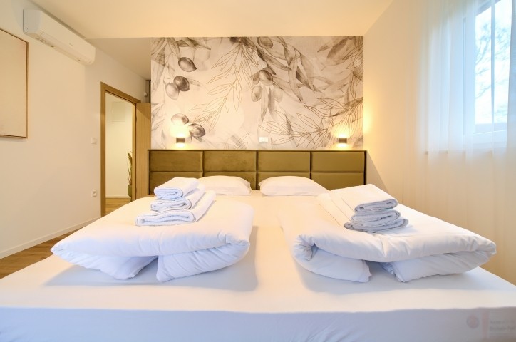 Schlafzimmer 2 mit privatem Badezimmer