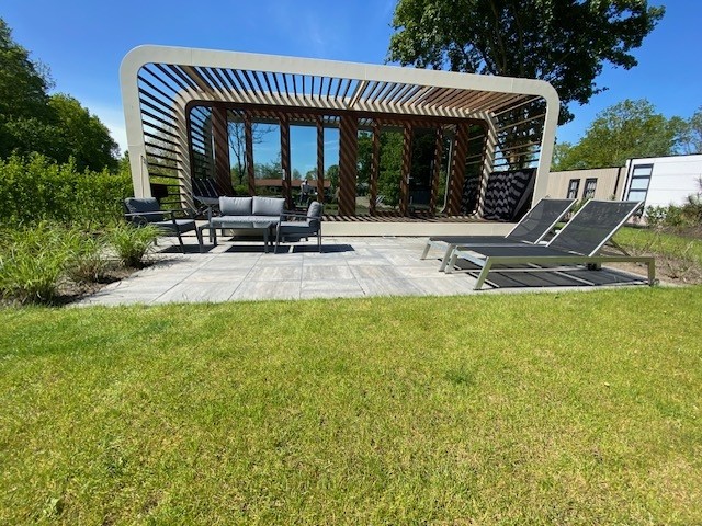 Garten mit Terrasse 