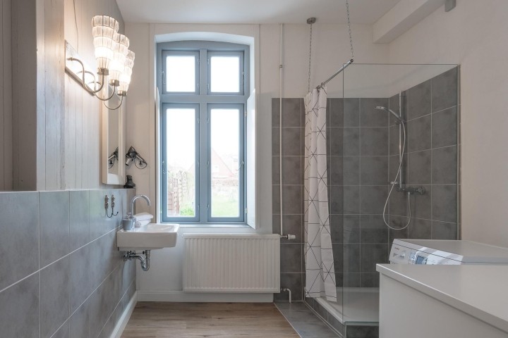 Stadthuus 51 - Badezimmer im Erdgeschoss mit Dusche
