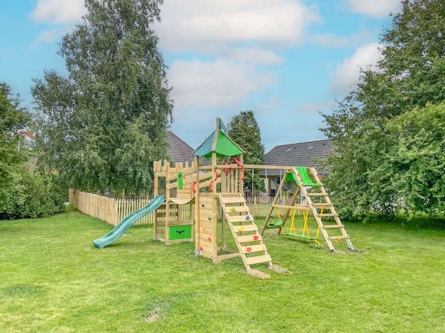 Friesenkrabbe - Tolles Spielgerüst für die Kinder 